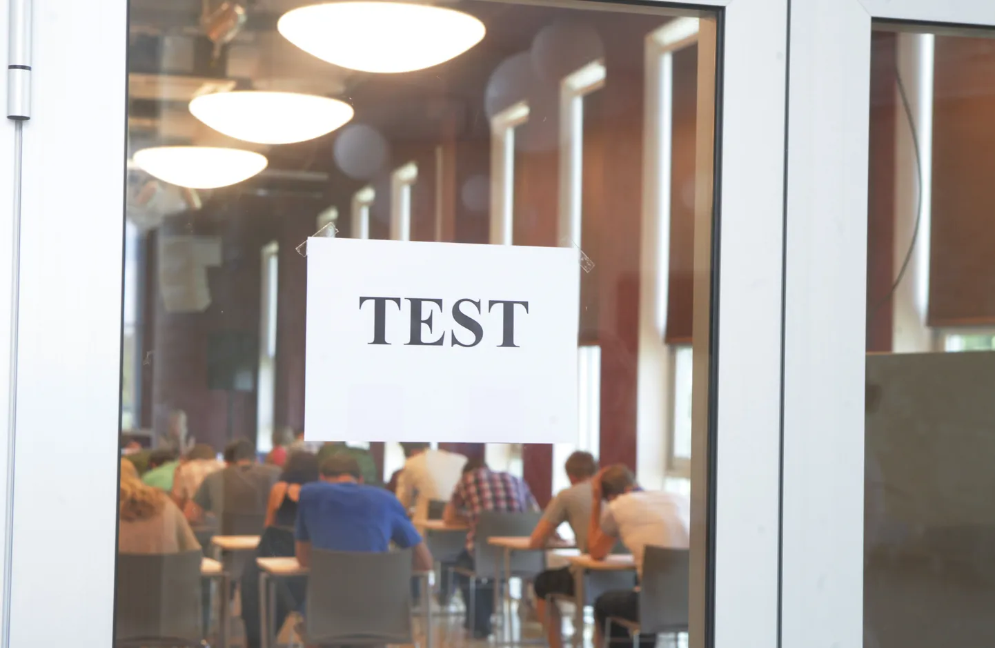 Lävendipõhise sisseastumise alternatiiviks on akadeemiline test.