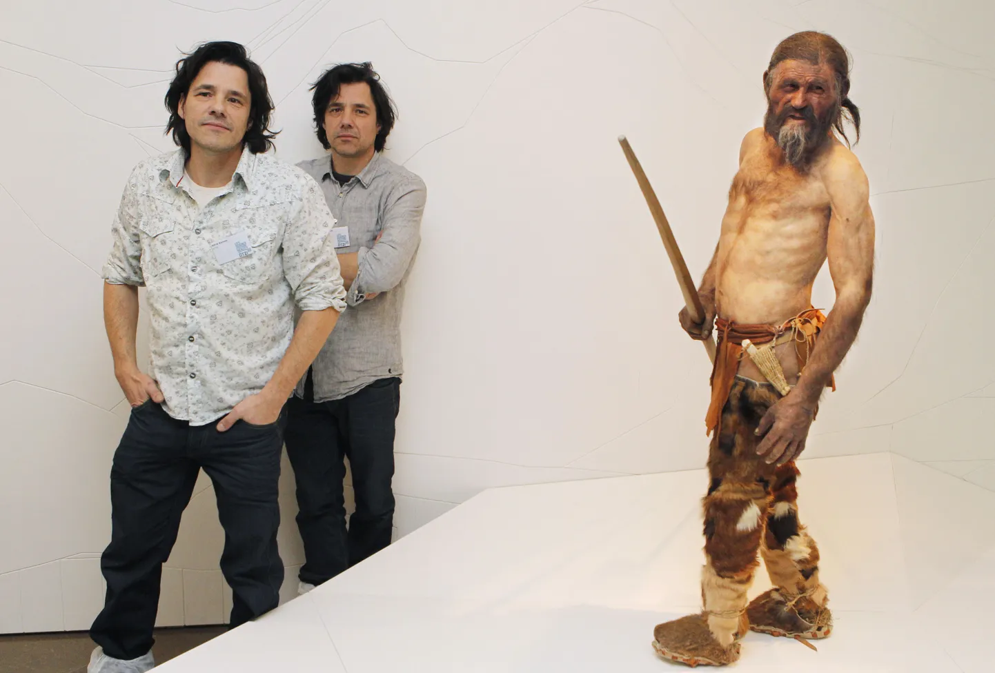 Hollandi kunstnikud Adrie Kennis ja Alfons Kennis tegid jäämees Ötzi rekonstruktsiooni