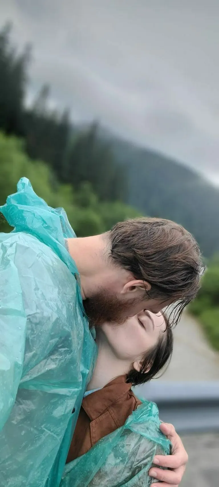Ольга со своим мужем в горах Карпаты.