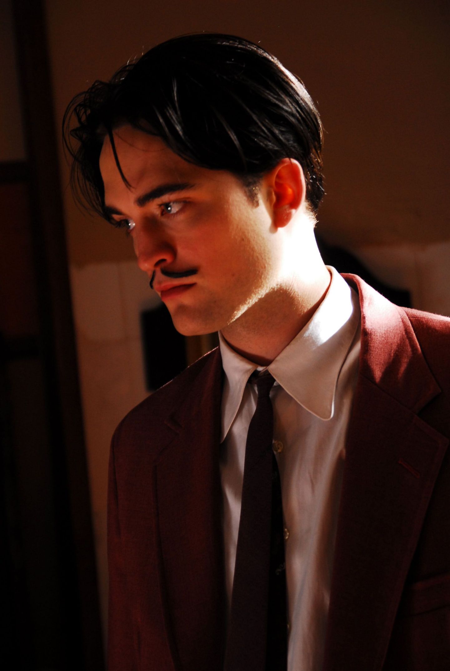 Robert Pattinson mängib filmis «Little Ashes» Salvador Dali'd