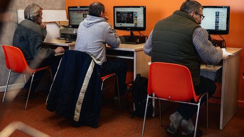 Aptauja: 67% Latvijas iedzīvotāju izmanto MI kā meklēšanas avotu