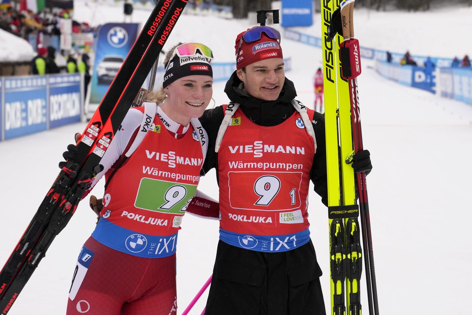 Kolmanda koha saanud šveitslased Amy Baserga ja Niklas Hartweg.