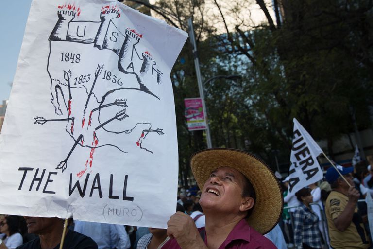 Mehhikos protestiti Donald Trumpi uue piirimüüri vastu
