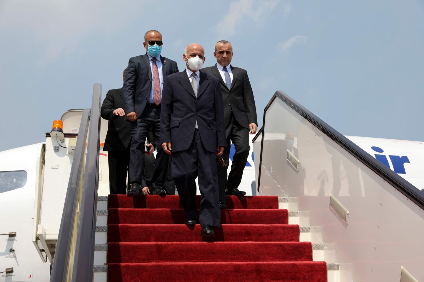 President Ashraf Ghani Katari saabumas.