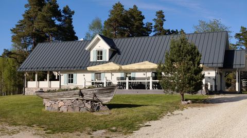 NÄDALA RESTORAN ⟩ Võrtsjärve kalatalus kohaliku kohaga