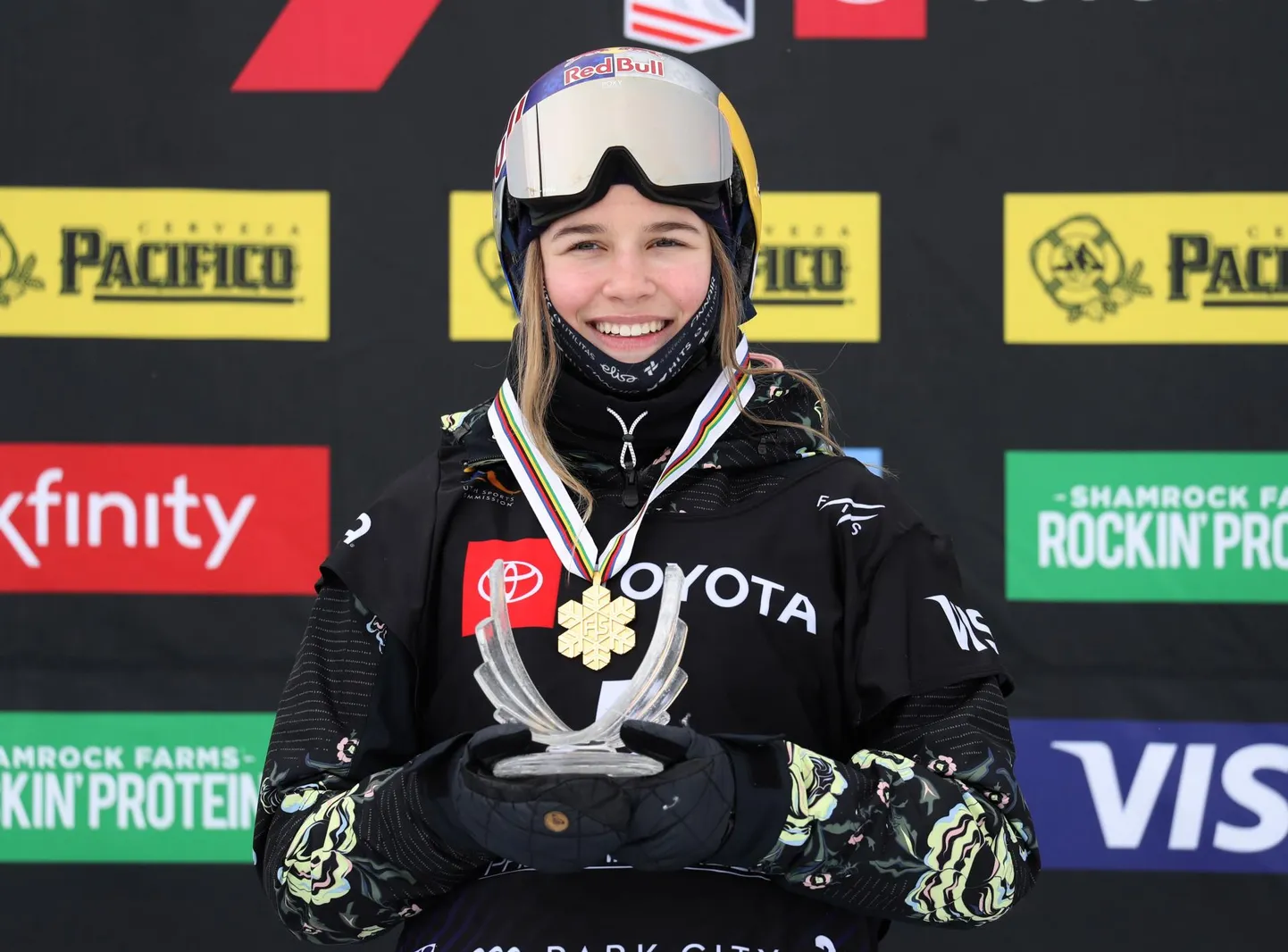 Valimiskampaania on igav - eriti võrreldes Kelly Sildaru saavutustega.