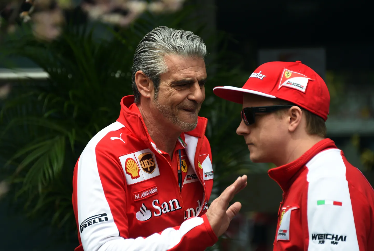 Maurizio Arrivabene ja Kimi Räikkönen.