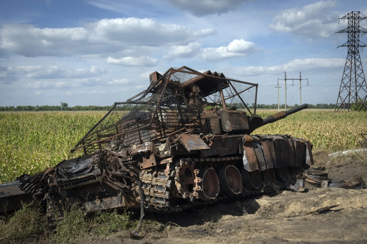 Purustatud Vene tank Kurski oblastis.