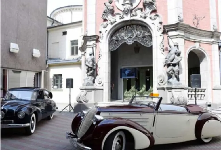 Кинотеатр "Splendid Palace"