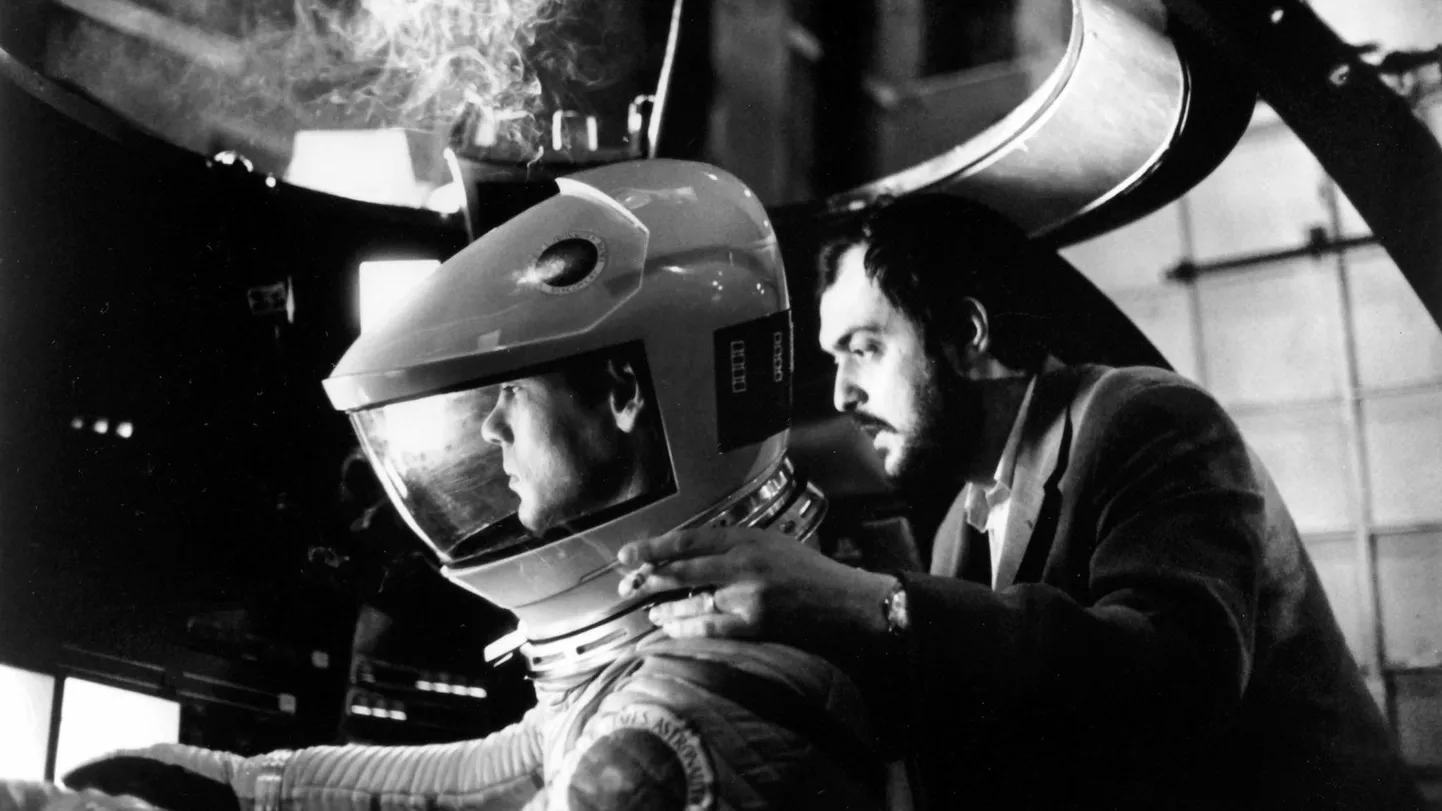 Stanley Kubrick filmi «2001: kosmoseodüsseia» võtetel.