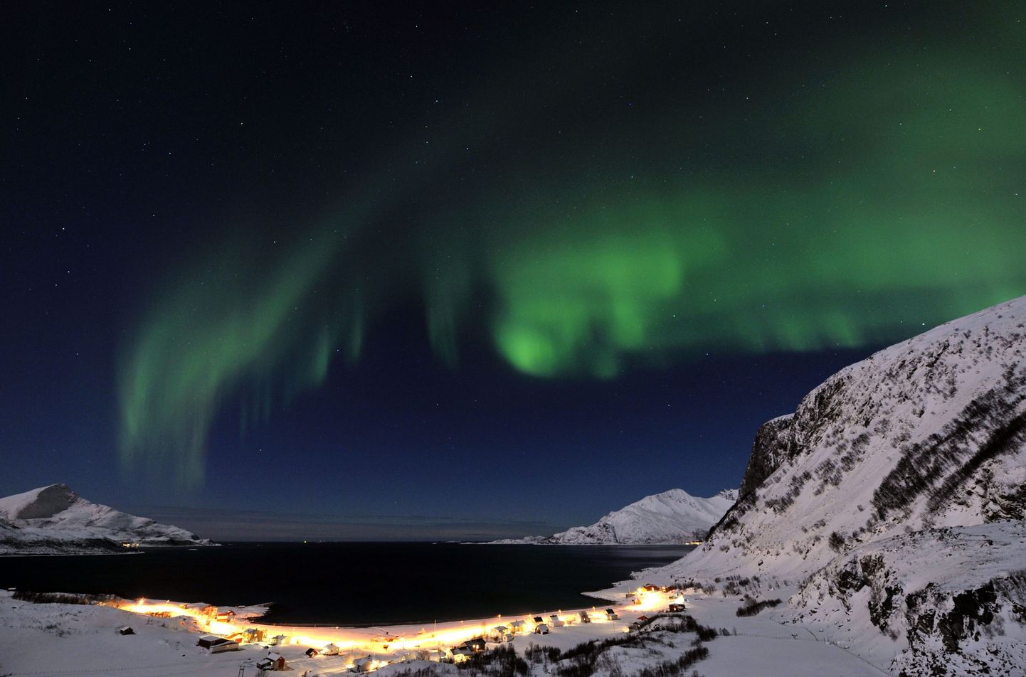 Virmalised Põhja-Norra taevas 13. veebruaril 2011.