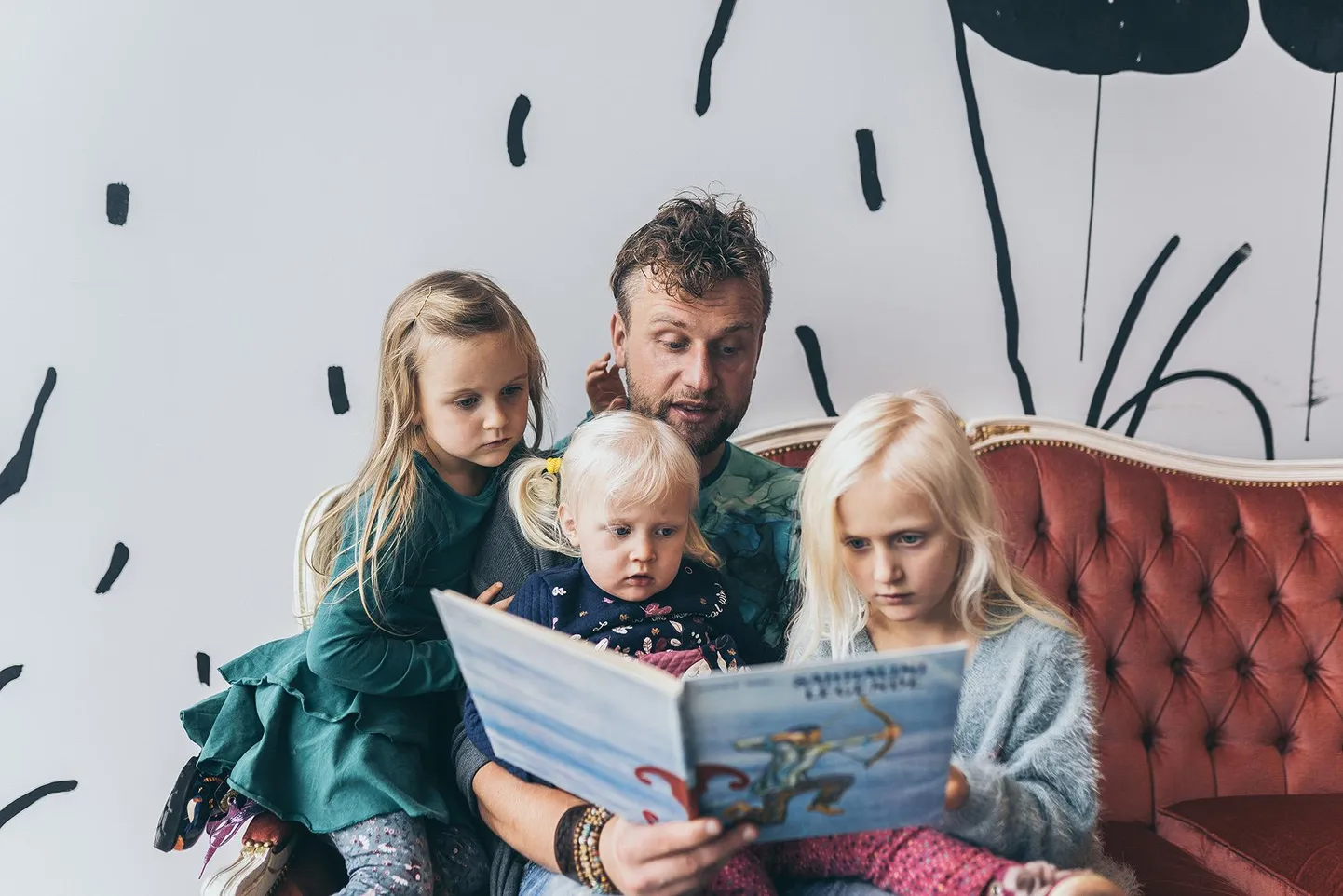 Eesti rahva muuseumi muinasjutunäitus viib külastajad avastama inspireerivat fantaasiamaailma.