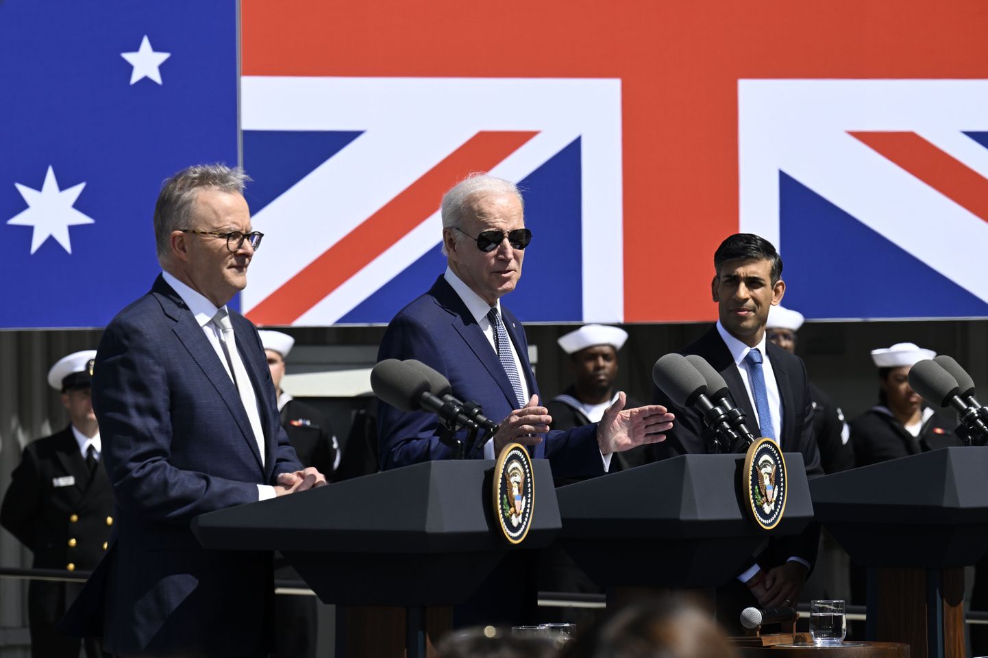 USA president Joe Biden kõneleb Austraalia peaministri Anthony Albanese ja Briti peaminister Rishi Sunakiga.