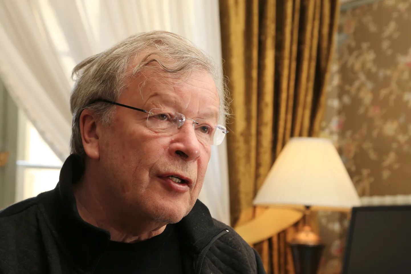 Kirjanik Viktor Jerofejev.