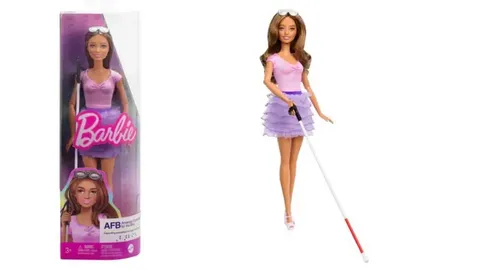 В продажу впервые поступила слепая кукла Барби