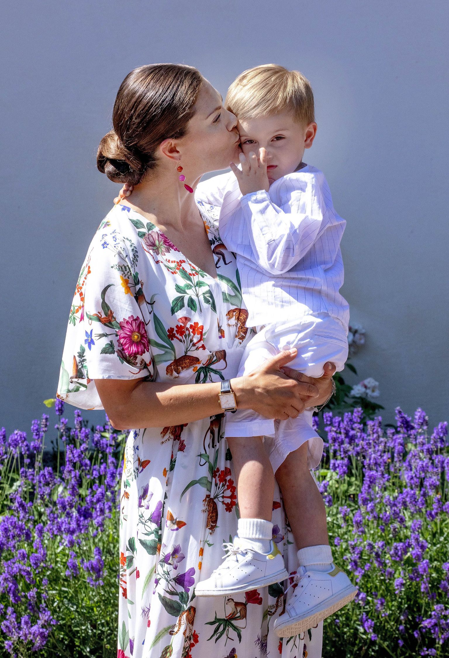 Printsess Victoria oma 42. sünnipäeval (14.07.2019) koos poeg Oscariga.