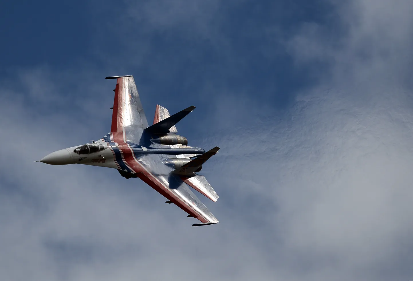 Vene hävitaja Su-27.