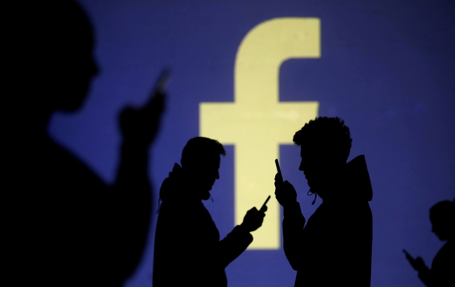 Analüütikud: Facebooki kasutajad muutuvad kaubaks.