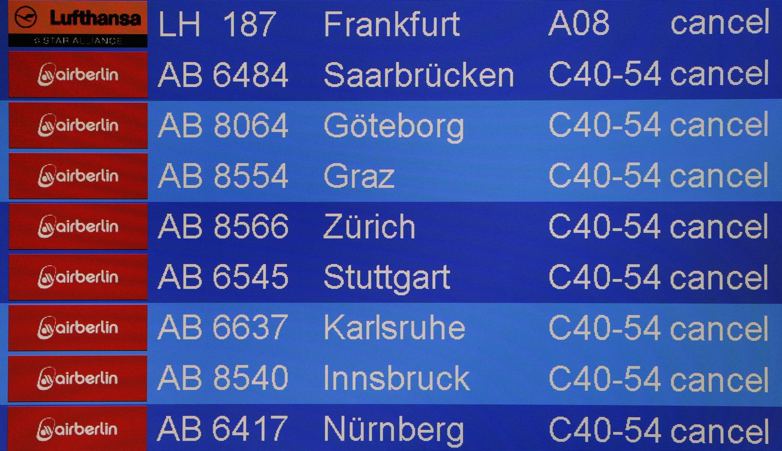 Tühistatud lennud Berliini lennujaamas.