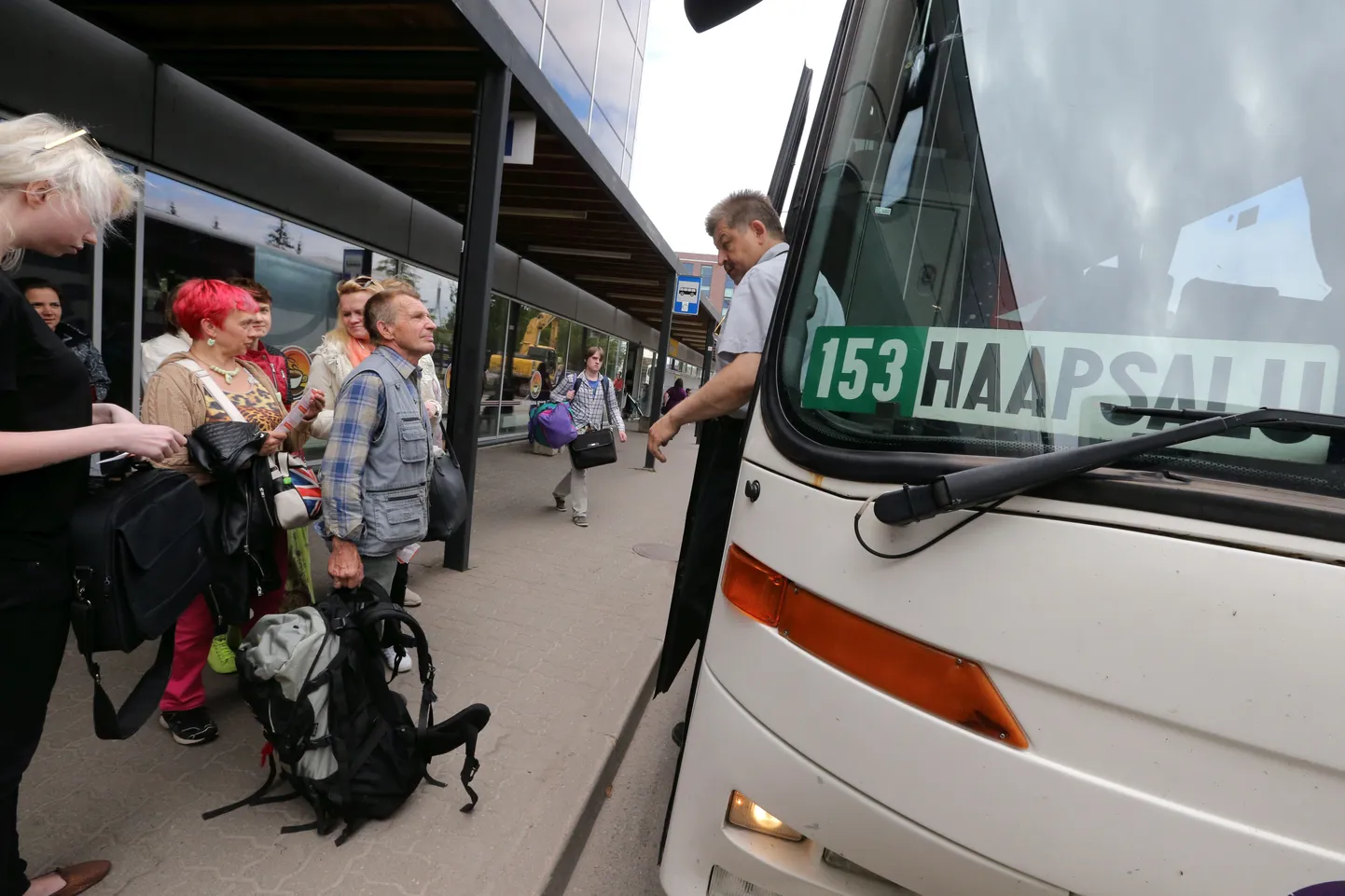 Iga päev kell 16.45 väljuv buss on ainuke, millega saab Tartust Haapsallu ilma ümber istumata.