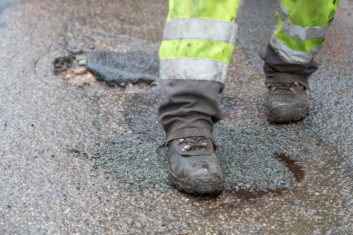 Enamik löökauke ja kattepragusid parandatakse kevadel.