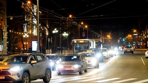 Рост цен на топливо: жители Латвии стали меньше ездить на автомобиле