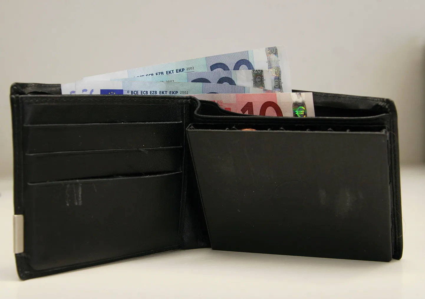 Keskmise viljandlase rahakotis on eurosid tublisti vähem kui keskmise eestlase omas.