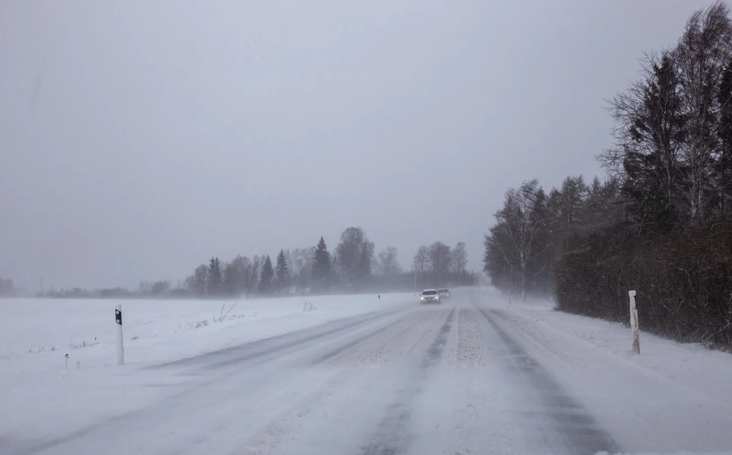 Transpordiamet soovitab täna möödasõite vältida.