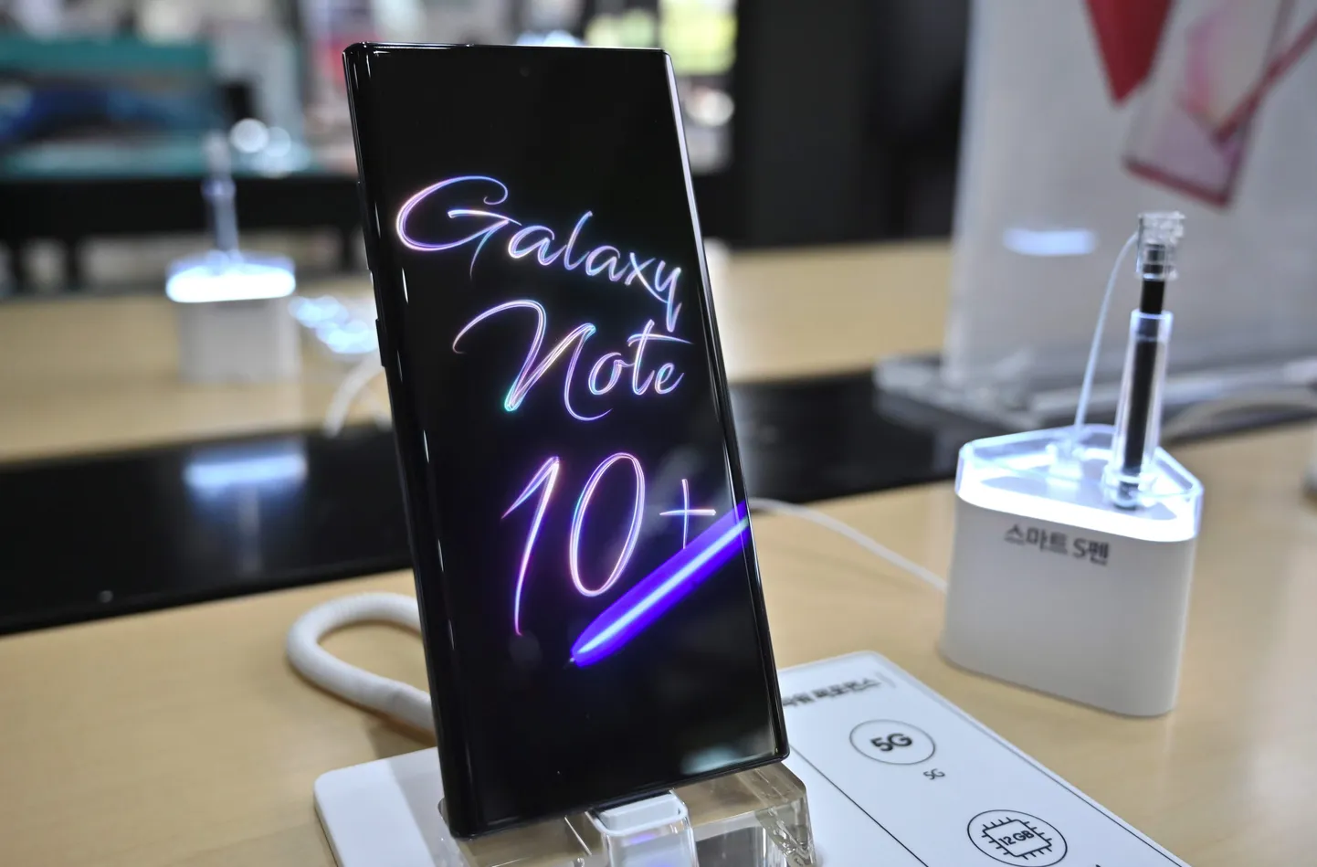 Samsung Galaxy Note10+.