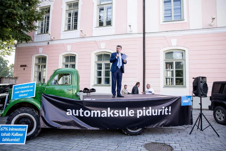 Automaks oli mullu üks enim kõneainet pakkunud teema. Maksu kehtestamiseni lubadustest hoolimata mullu ei jõutud.