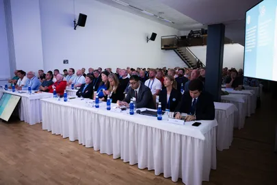 Eesti Jalgpalli Liidu üldkogu.