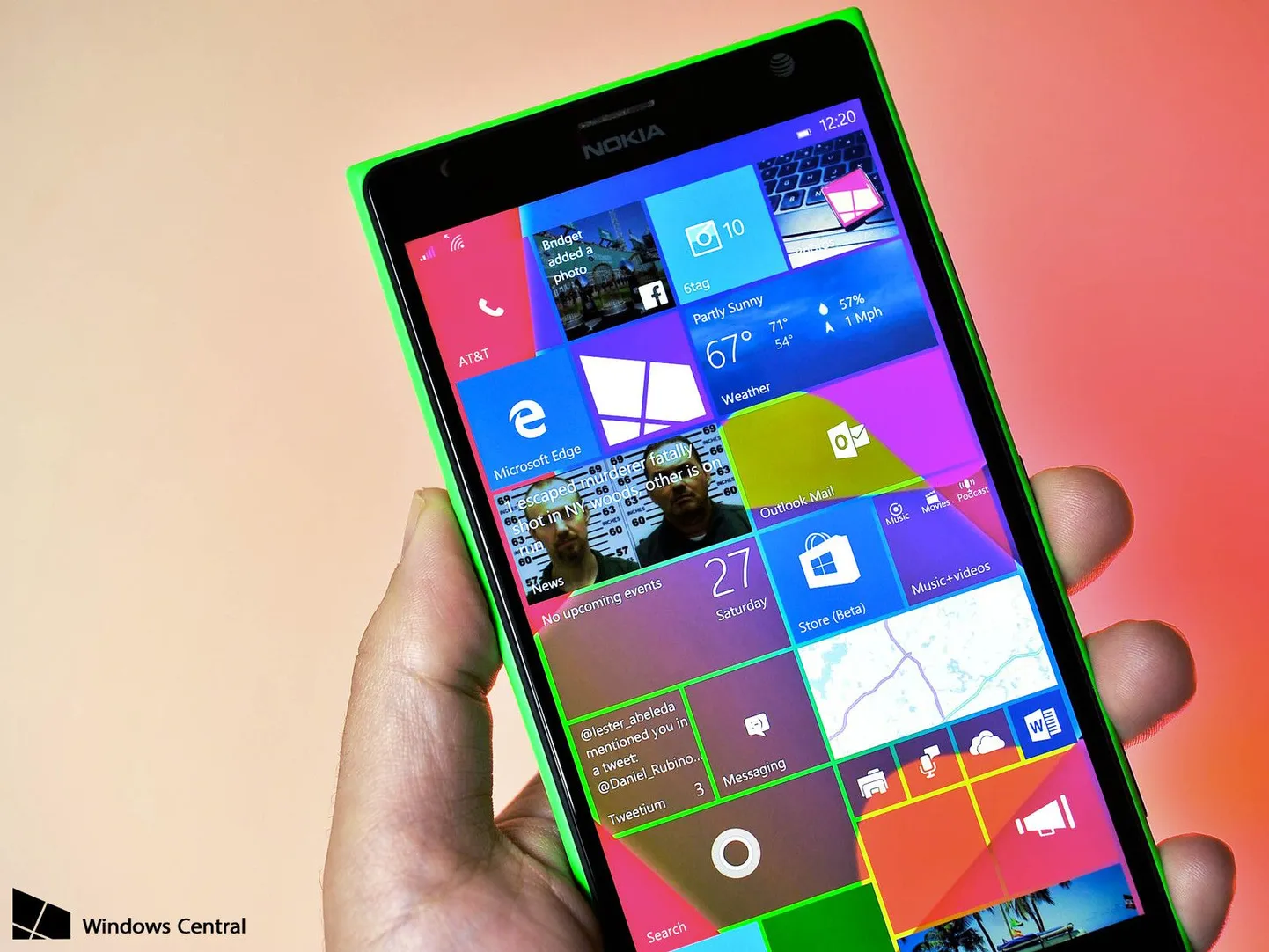 Kuigi Microsoft lubas algselt uuendada kõik Windows 8 telefonid, taganeti nüüdseks sellest lubadusest ning avaldati ametlik nimekiri uuendatavatest mudelitest.