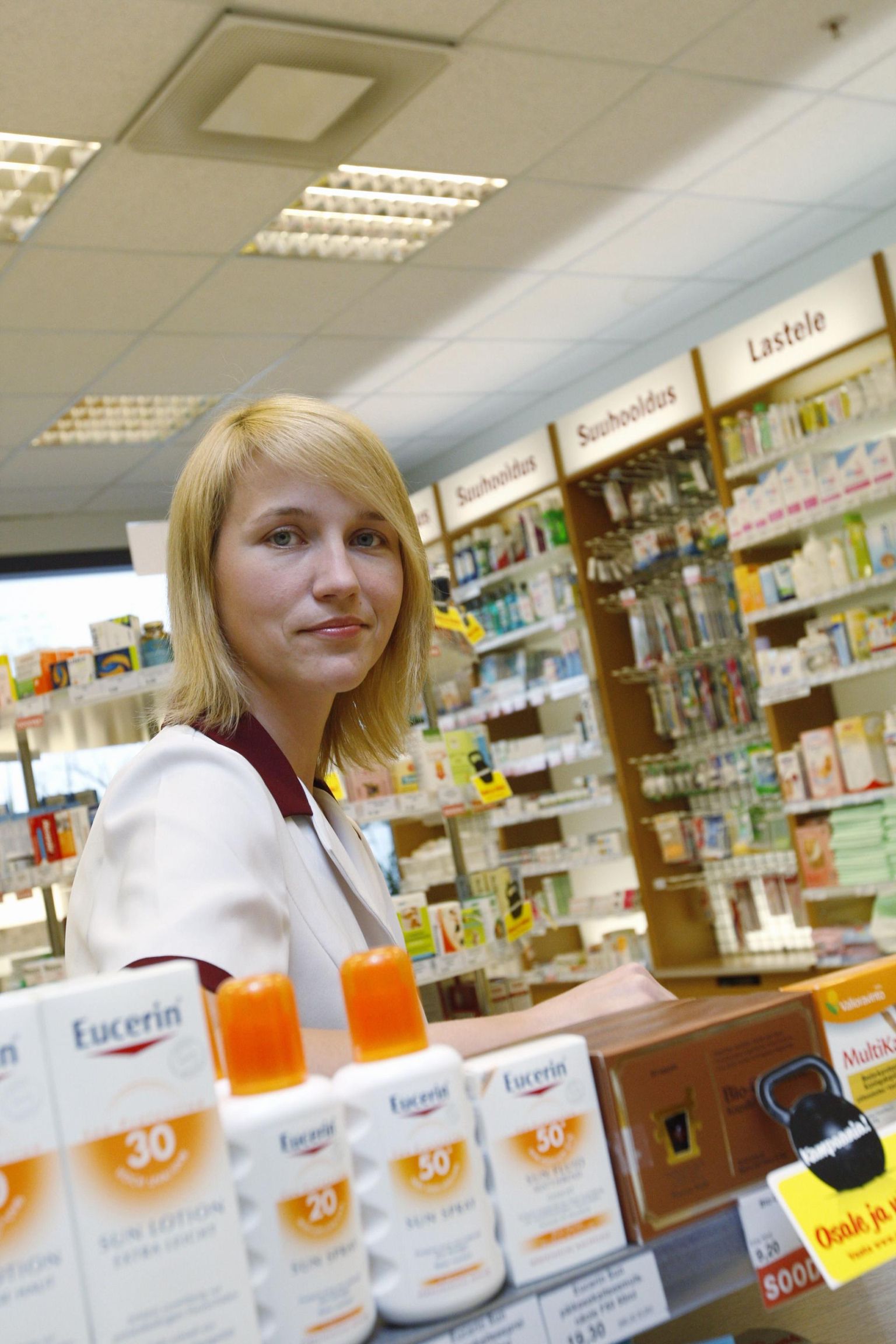 Eesti apteekide ühenduse juhatuse liige Kristiina Sepp lubas, et kui sobiv ruum mõnda apteeki lisandub, tehakse kõik, et seal ka vaktsineerida saaks. 