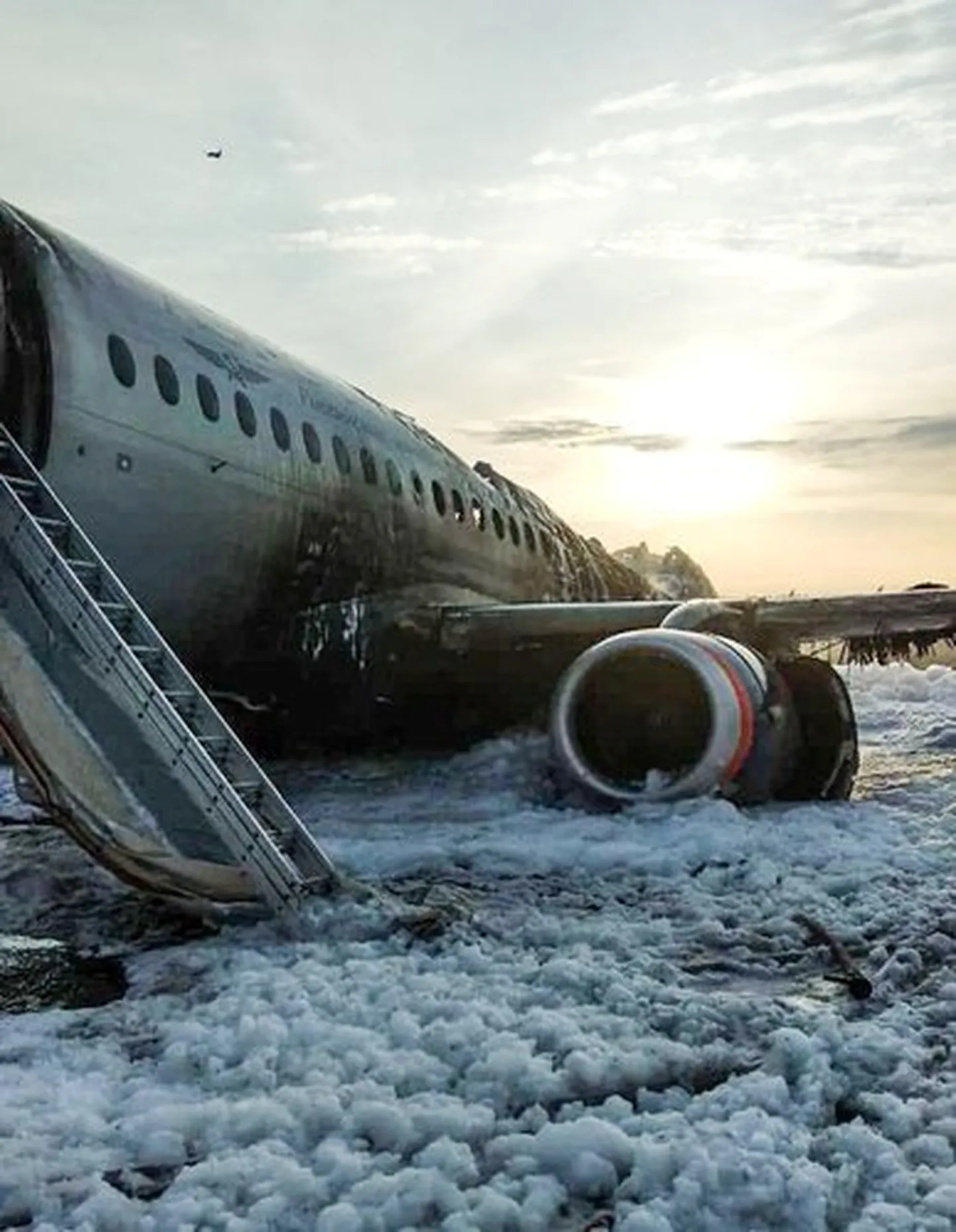 В крушении SSJ-100 в Шереметьево много непонятного.