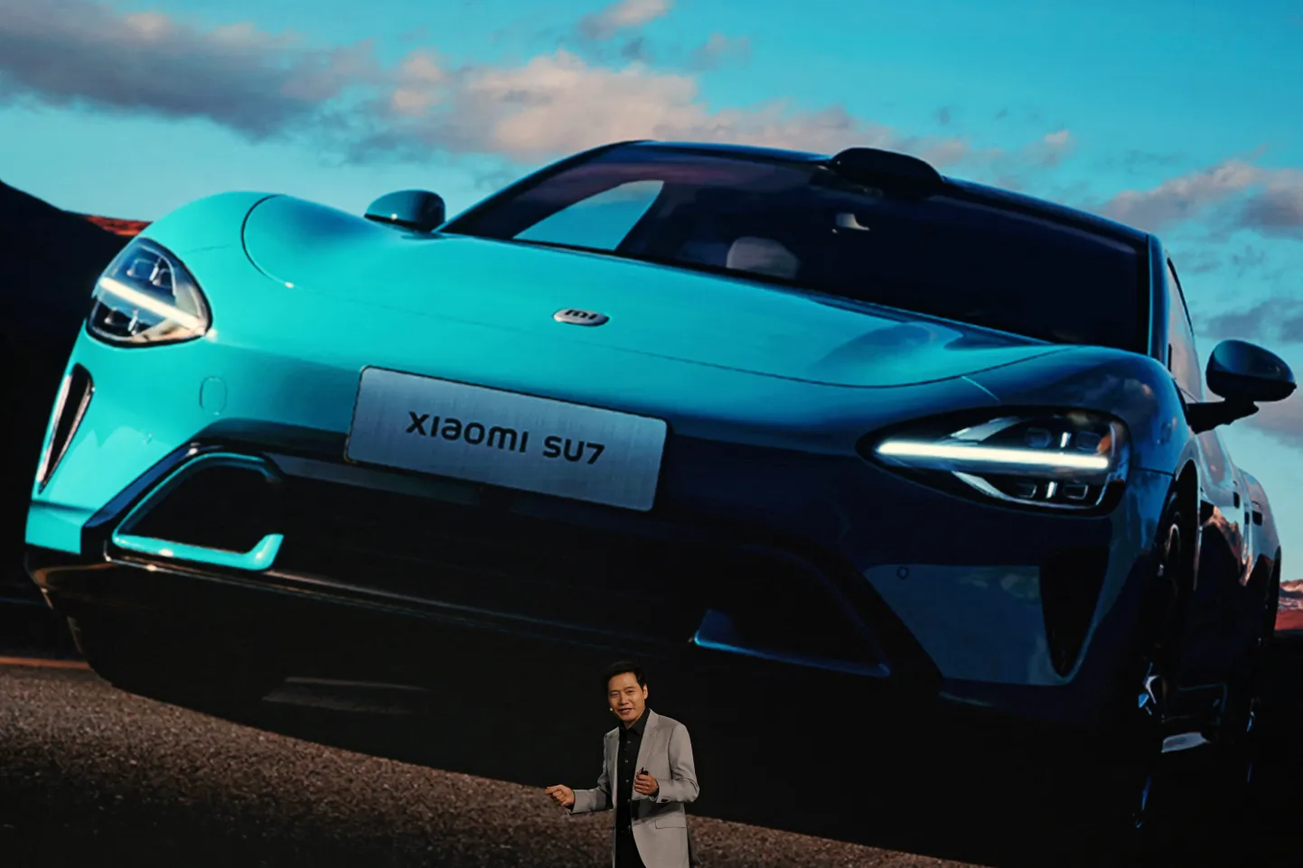 Xiaomi esimese elektriauto SU7 esitlus.