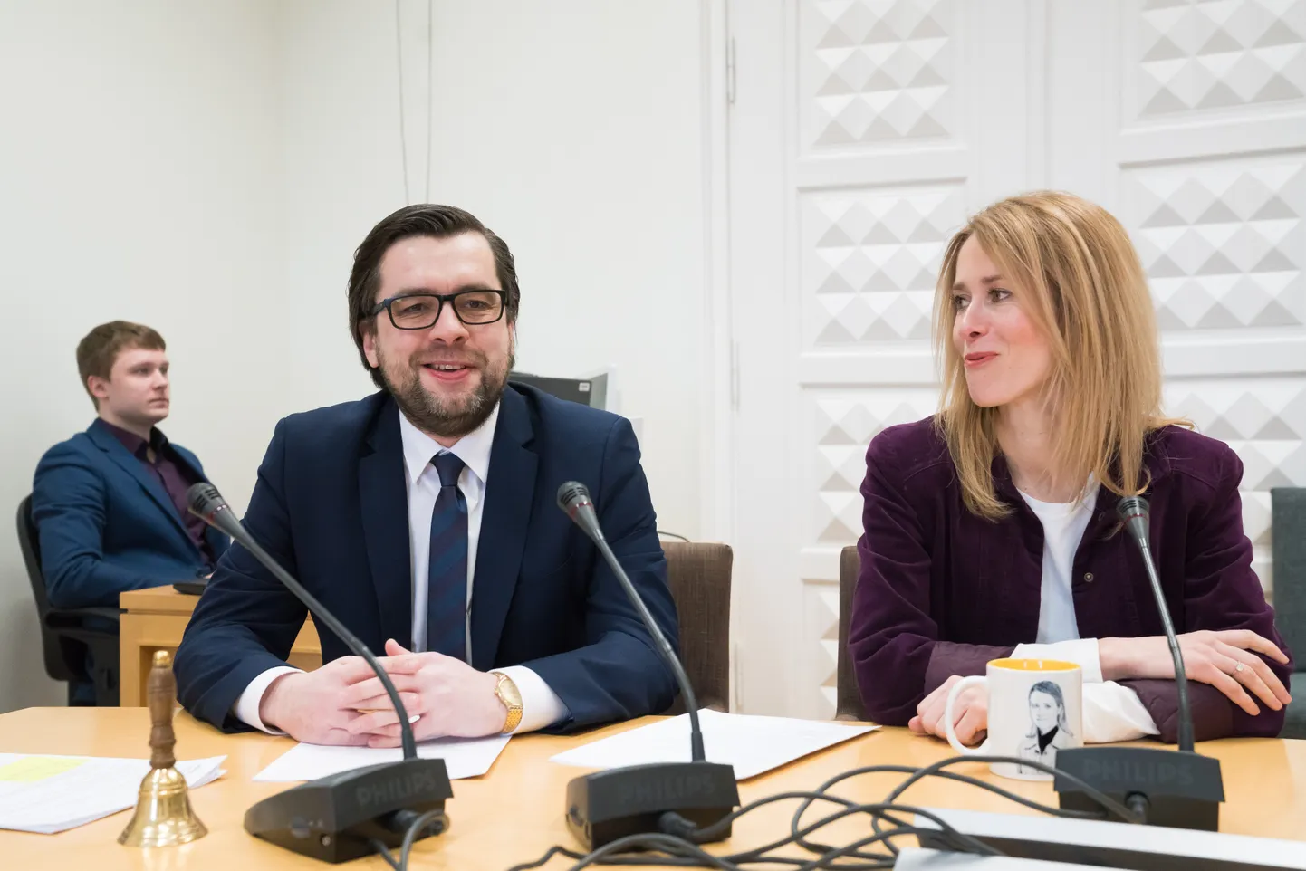 Reformierakonna tulevane juht Kaja Kallas avalikustas eile õhtul kirjas partei siselistile, et pakub uueks peasekretäriks välja Kert Valdaru. Täna tutvustas Kallas teda fraktsioonile.