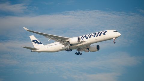 Tartu maakohus tegi otsuse: Finnair peab osaliselt hüvitama reisil ostetud riided