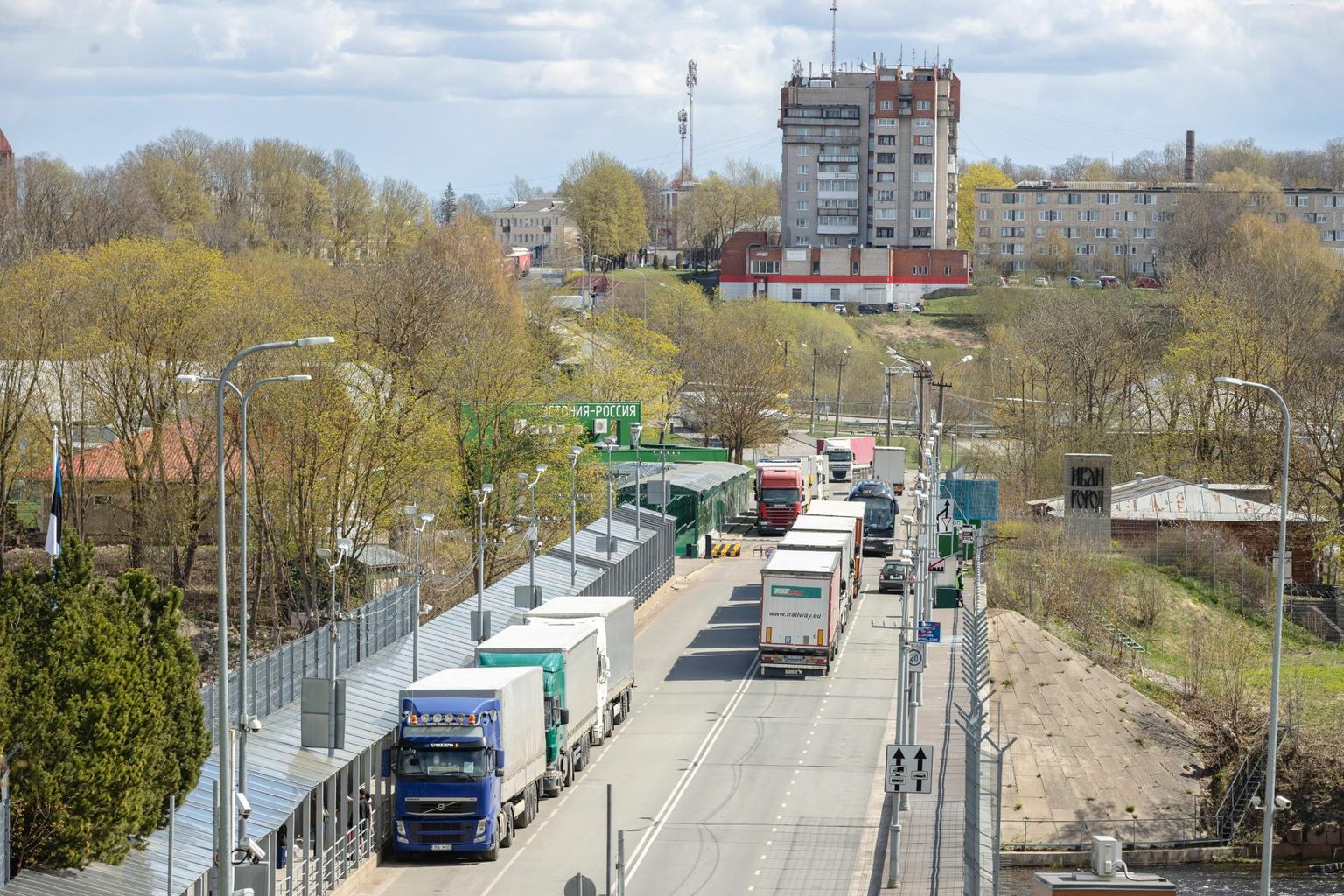 Roheline kaart on kohustuslik, kui sõita riiki, kus rahvusvaheline liikluskindlustus on kohustuslik, kuid mis ei ole Euroopa majanduspiirkonna lepinguriik. 1. juunist kaotab see kehtivuse Venemaal ja Valgevenes.