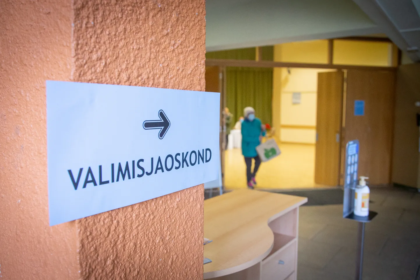 Valla- või linnavolikogu liikmeks pürgijal õigus nõuda kohalikult omavalitsuselt teise kandidaadi elukohaandmete kontrollimist.