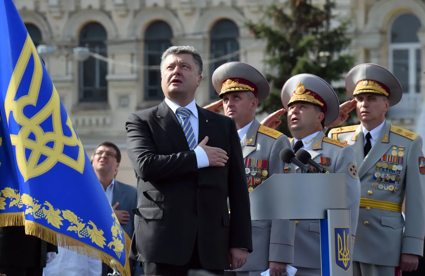 Петр Порошенко во время празднования Дня независимости.