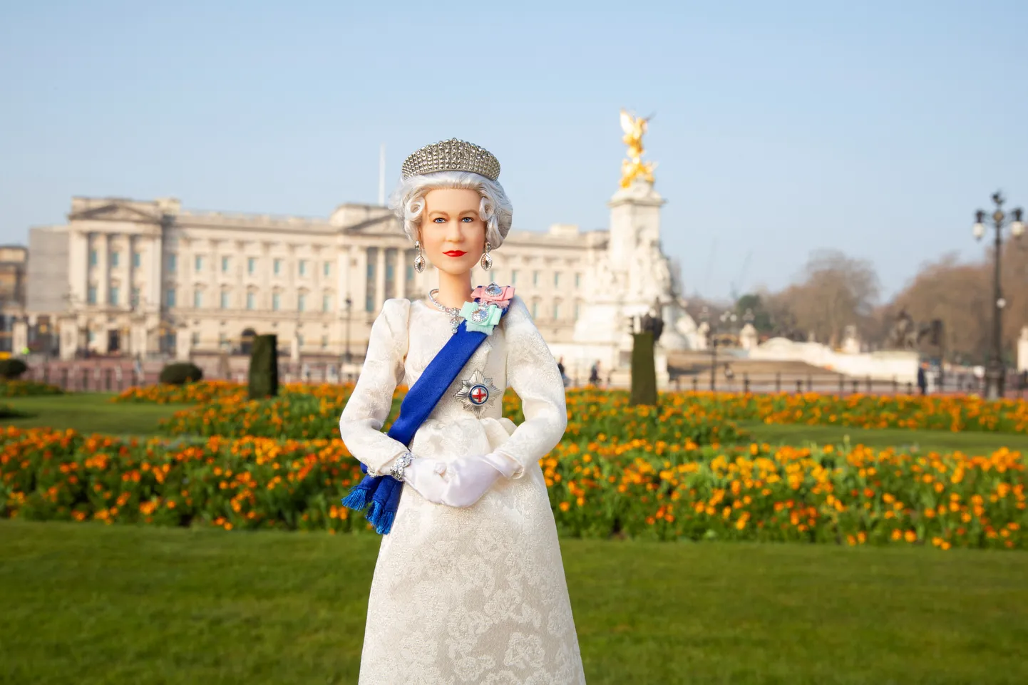 Kuninganna Elizabeth II Barbienukk