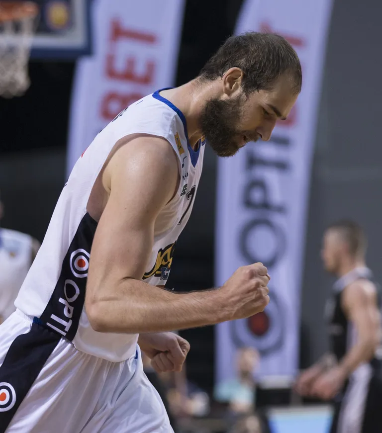 Mario Delaš.