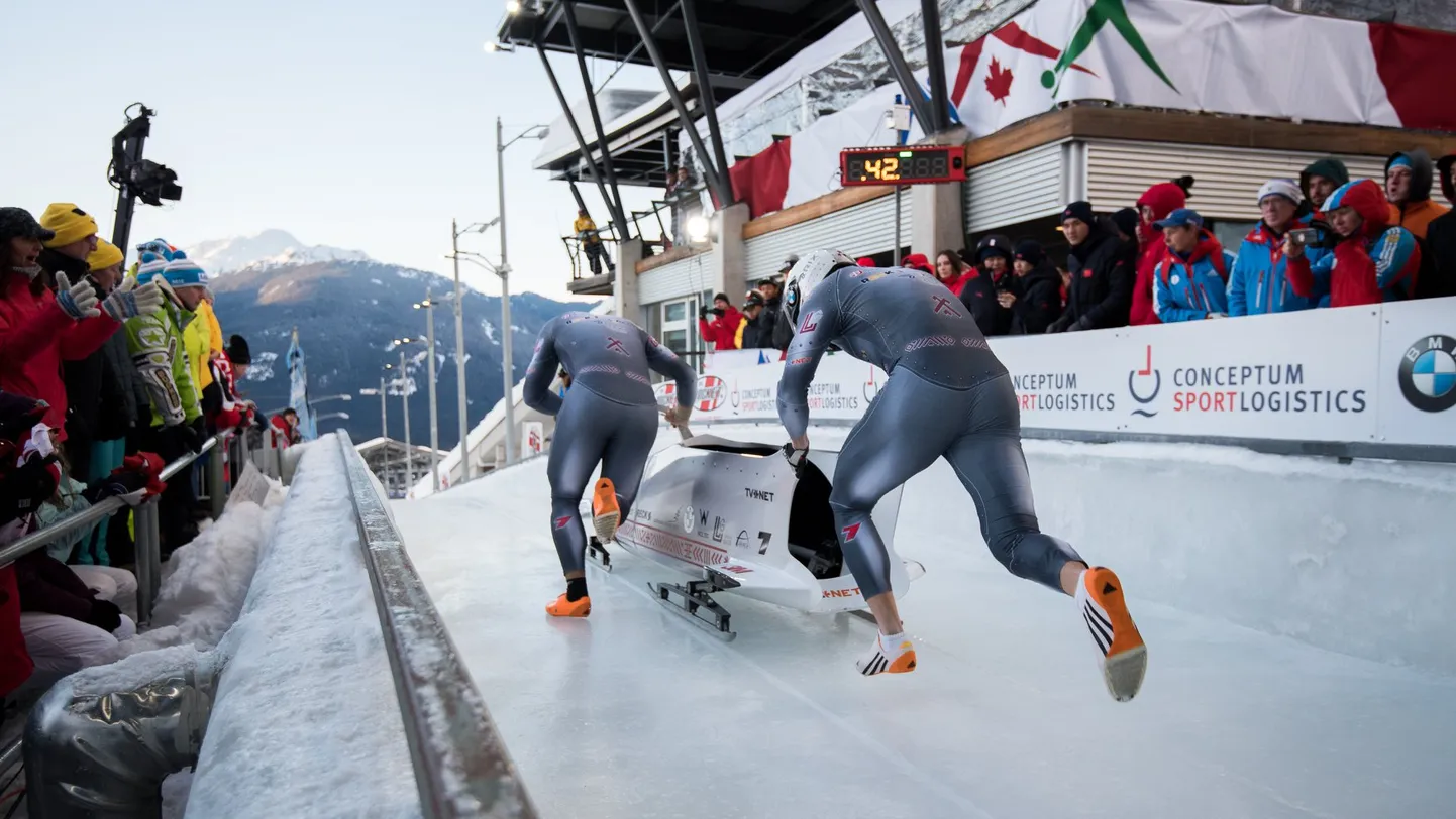 Latvijas bobslejisti