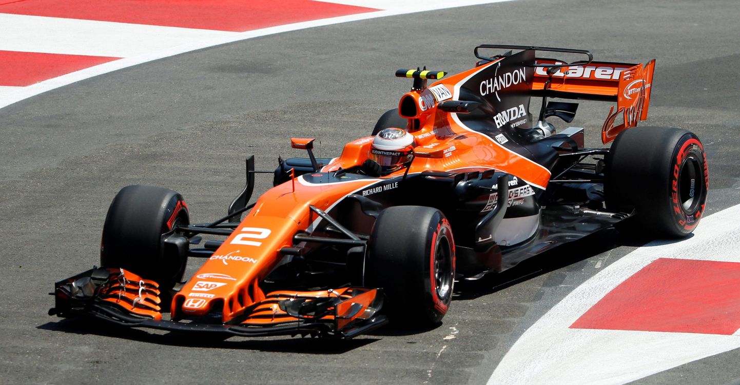 McLareni hädadel ei tule lõppu.