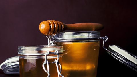 Anekdoot: ma valvan, et keegi meie mett ära ei sööks