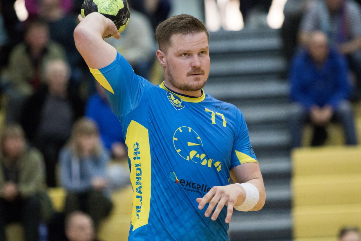 Viljandi HC-s karjääri alustanud ning seejärel Soome, Türgi, Saksamaa ja viimati Tšehhi liigas mänginud Kristo Voika naasis Soome meistriliigasse.