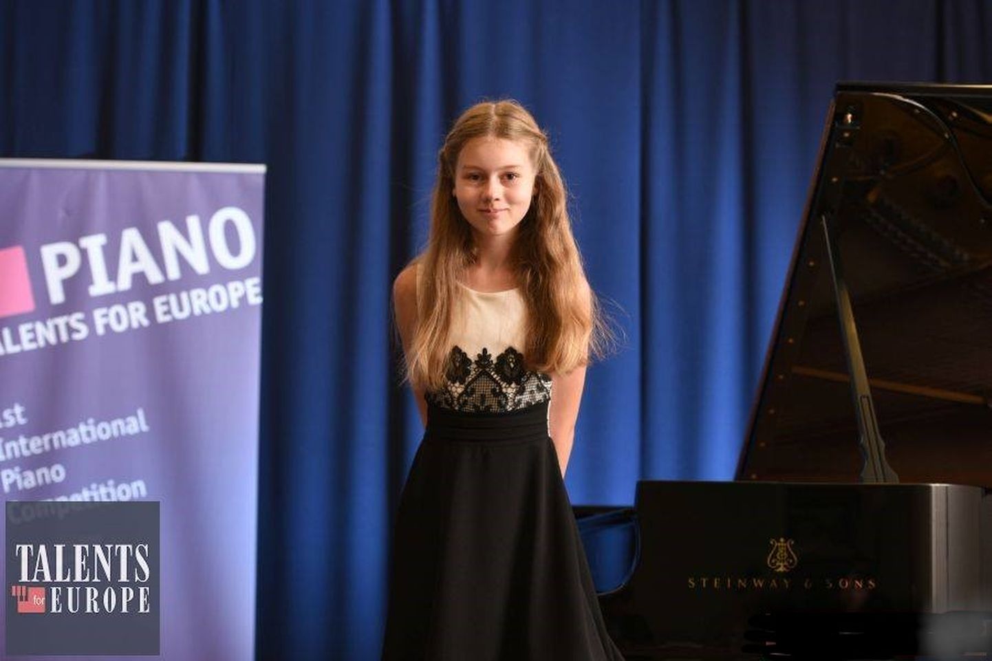 Põlva muusikakooli klaveriõpilane Lilian Hindrikson võitis oma vanusegrupis teise koha ja laureaaditiitli.