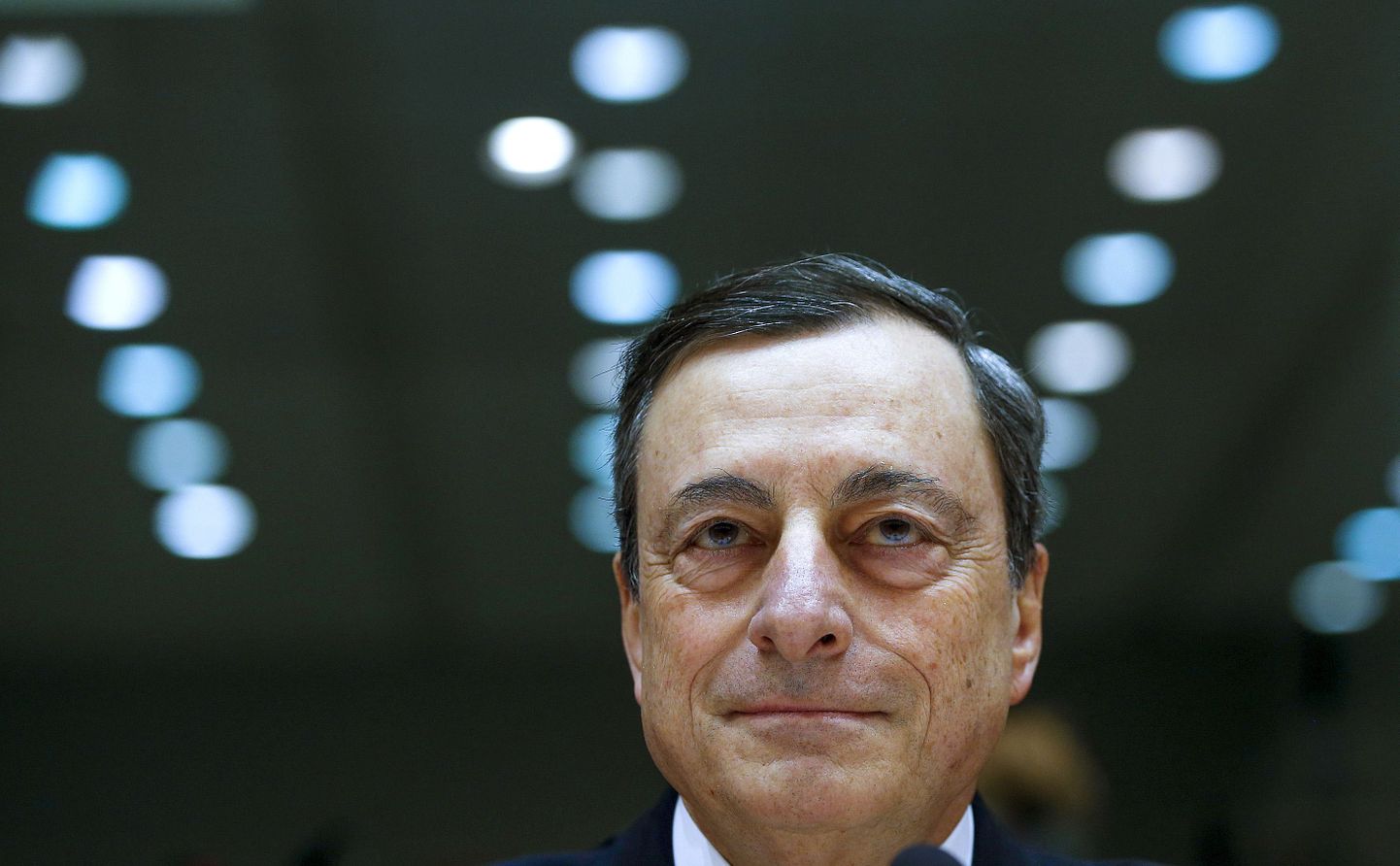 European Central Bank (ECB) President Mario Draghi testifies before the European Parliament's Economic and Monetary Affairs Committee in Brussels, Belgium, February 15, 2016.  REUTERS/Yves Herman