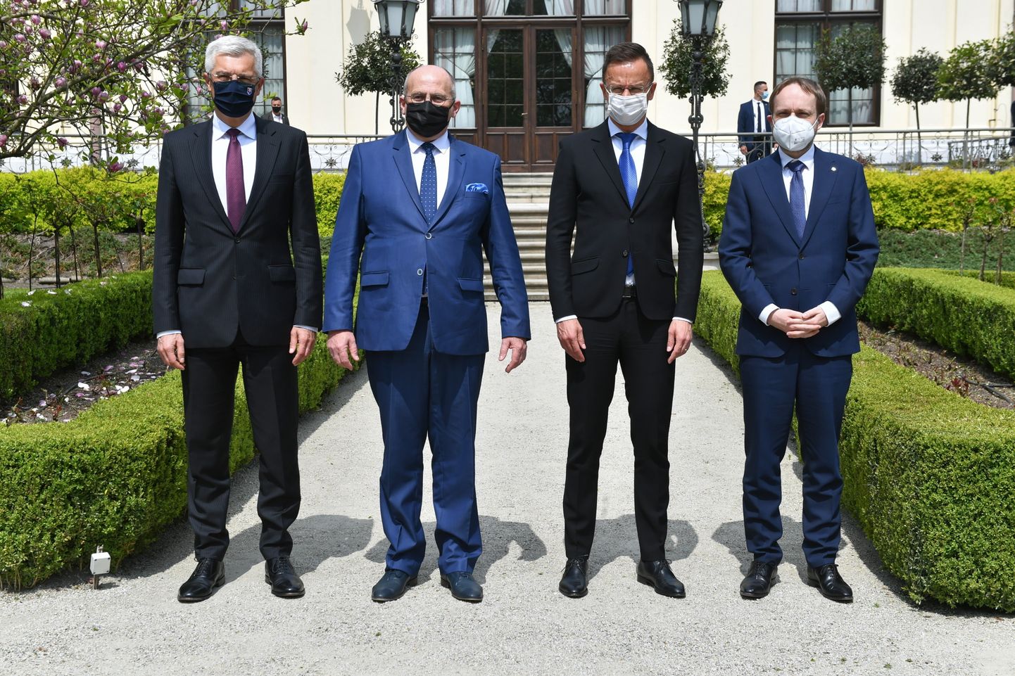 Slovakkia, Poola, Ungari ja Tšehhi välisminister kohtumas Poolas Łódźis.