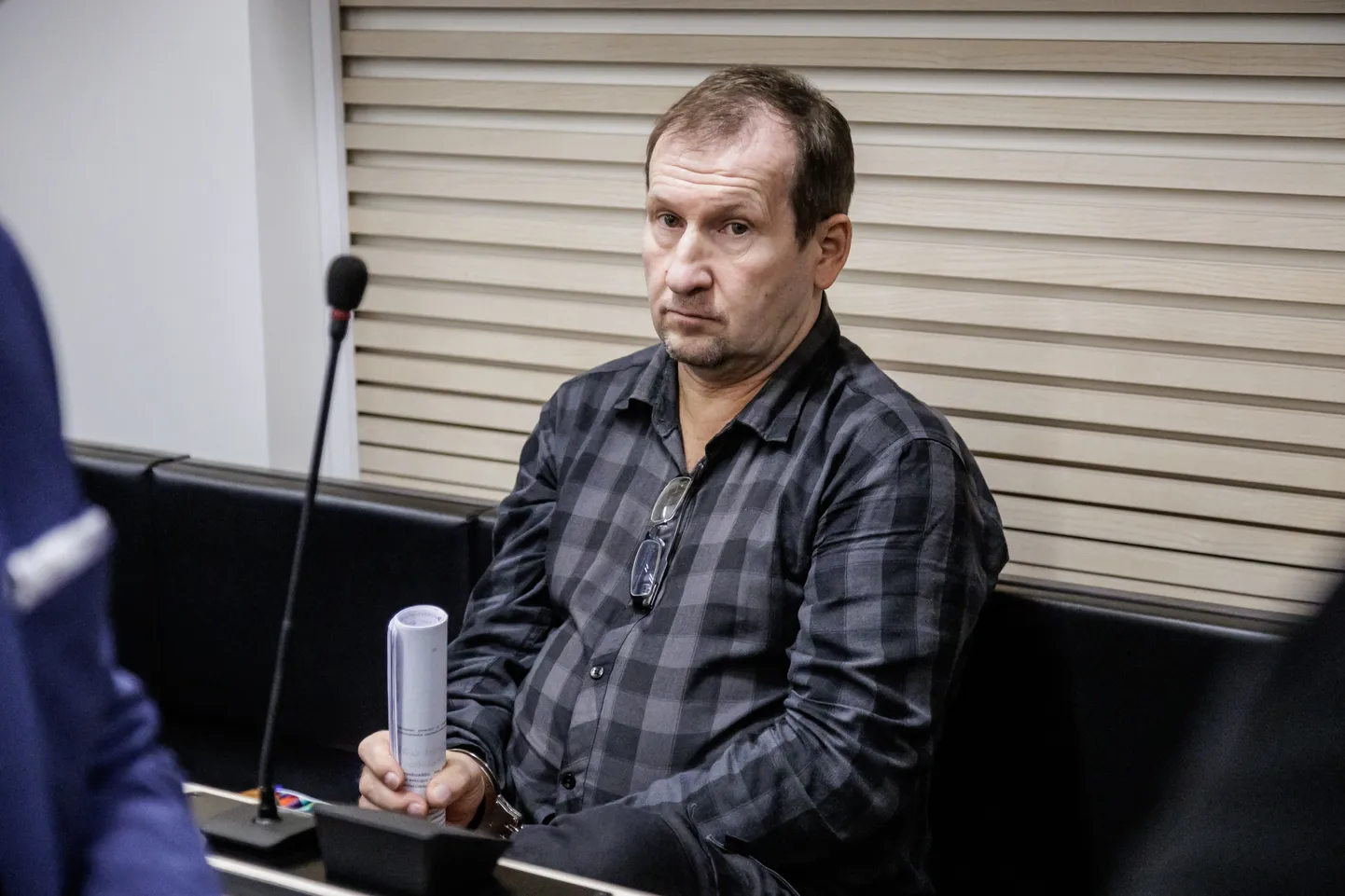 Venemaa kodanik Andrei Andronov aitas Aivo Petersonil saada Vene viisa ning saatis teda Venemaa okupeeritud Donbassi oblastis ringsõidul.